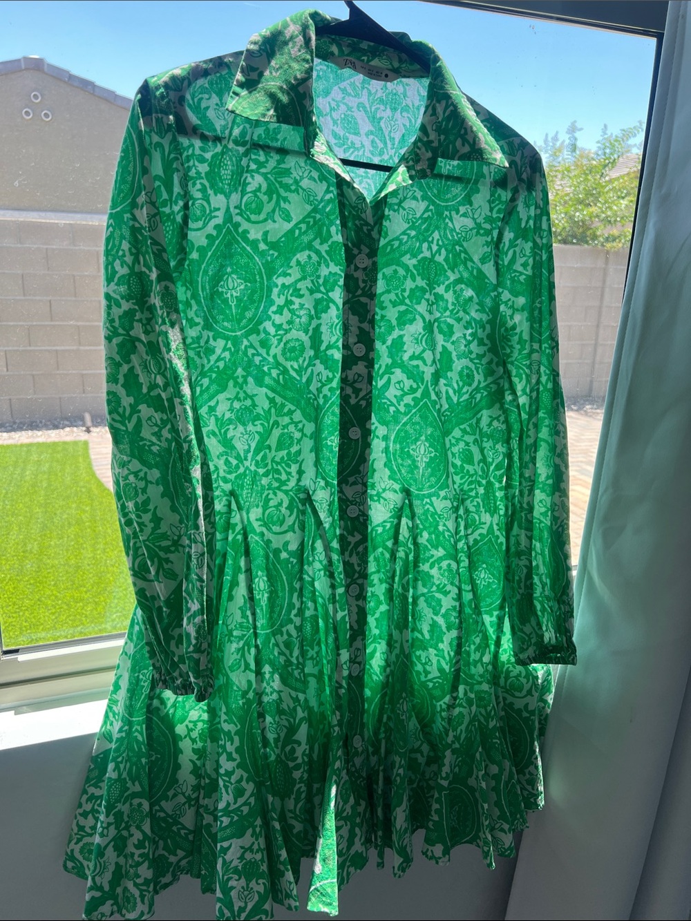 Zara Green and White Printed Button-Front Dress - Picture 6 of 7